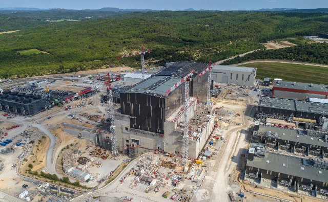 Proceso fase de embalaje central nuclear ITER