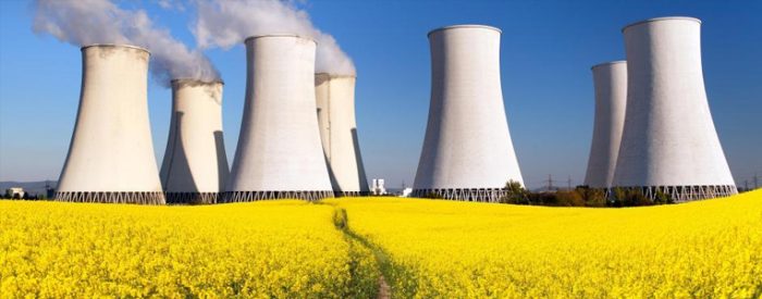 El Congreso pide alargar la operación del parque nuclear y reactivar la construcción del ATC