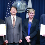 Corea del Sur y Estados Unidos firman un memorando de entendimiento sobre exportación nuclear.